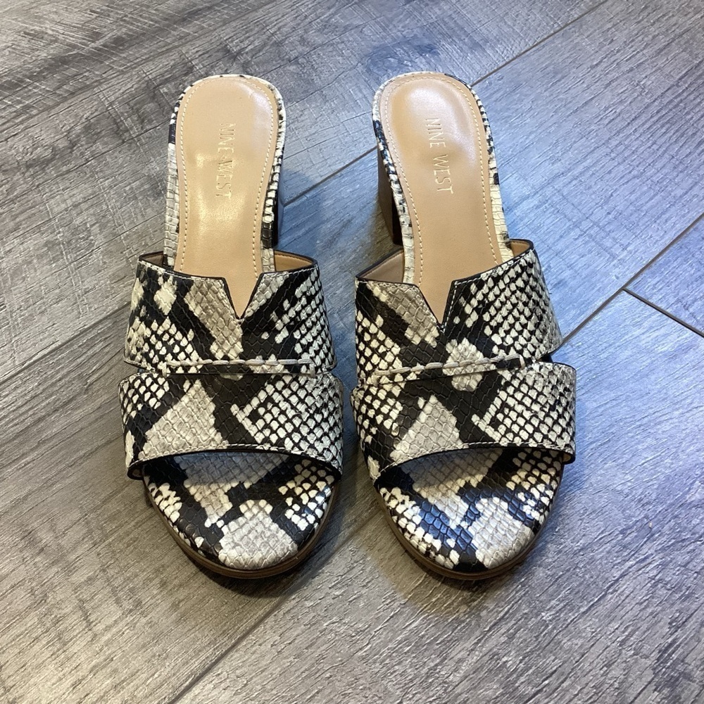 Nine West Andre Snakeskin Heel Slides Size 8M